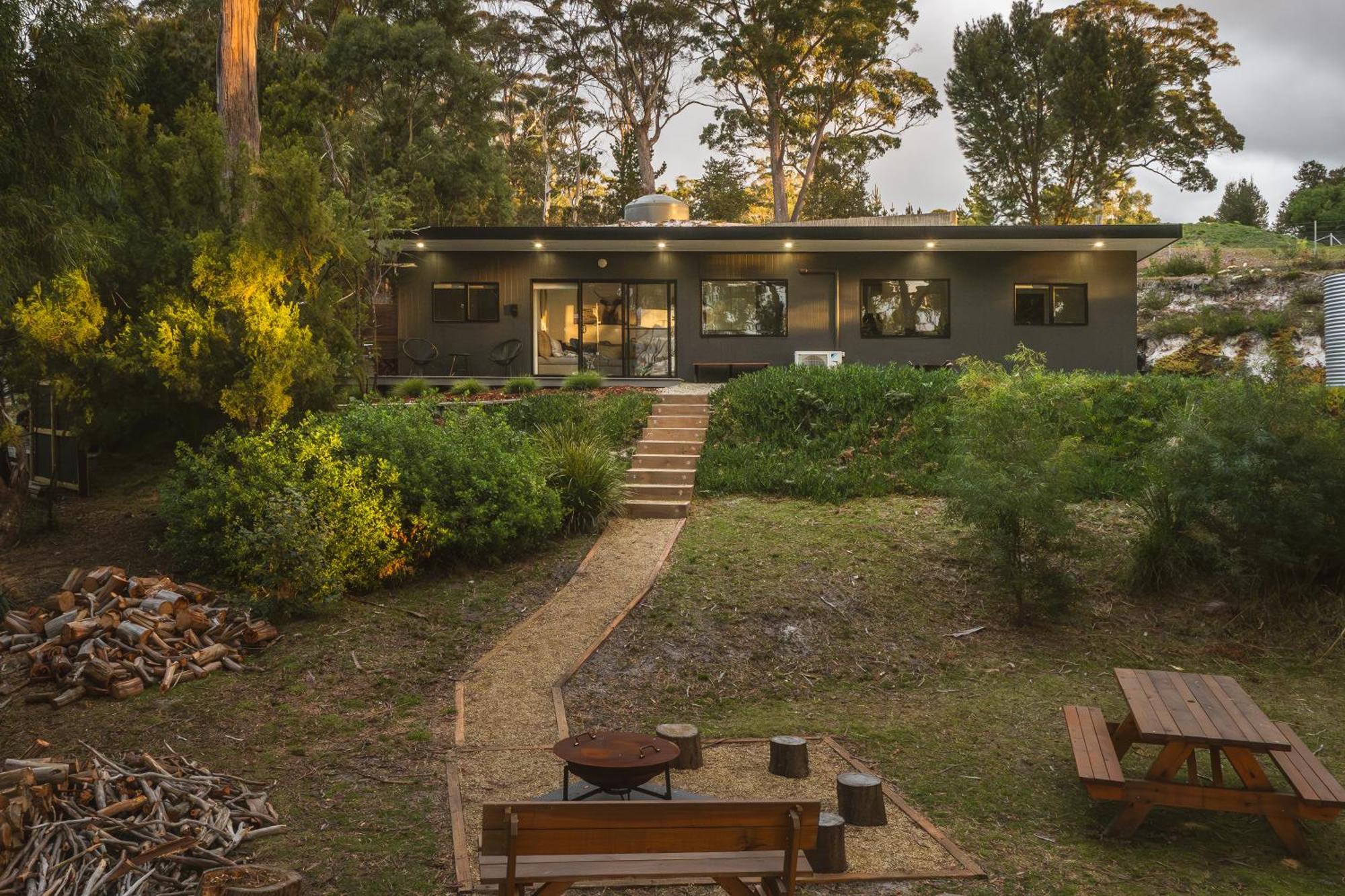 Blyth Retreat, Bruny Island Villa Simpsons Bay Exterior photo